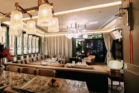 酒泉KTV高薪诚聘礼仪女生 日结1300起提供住宿